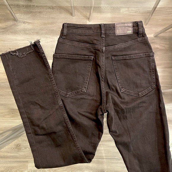 Zara high rise jeans - Picture 2 of 2